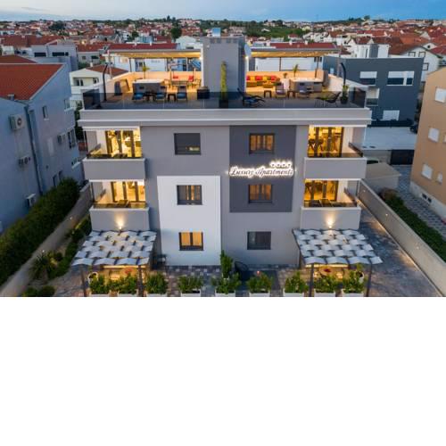 Luxury Majpruz Suites with Jacuzzi
