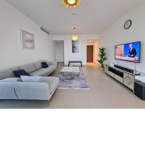 Luxury Marina Apartment 1