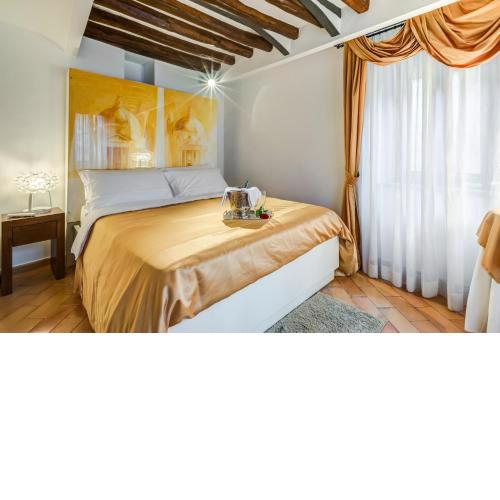 Luxury Navona