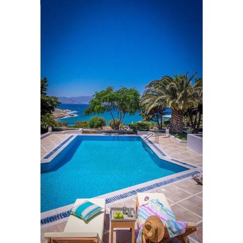 Luxury Naxos Villa Montana Villa Private Pool Beautiful Interior 5 BDR Stelida