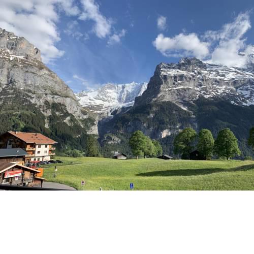 Luxury, new - amazing views Grindelwald Eiger Jungfrau Mönch