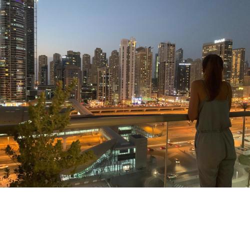 Luxury new apartment on the metro, facing Dubai marina.