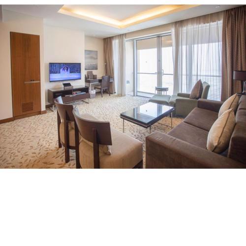 Luxury one Bedroom Address Dubai Maill - Airbetter