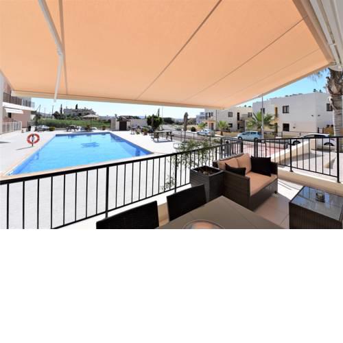 Luxury one bedroom apartment