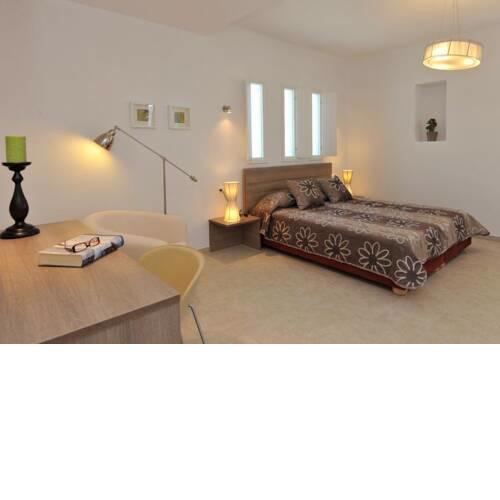 Luxury Paros Villa Villa Asterias Superior 3-Bedroom Villa with Sea View-Split Level Naousa