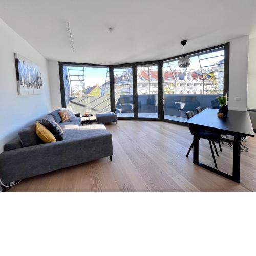 Luxury Penthouse Apartment in City Center