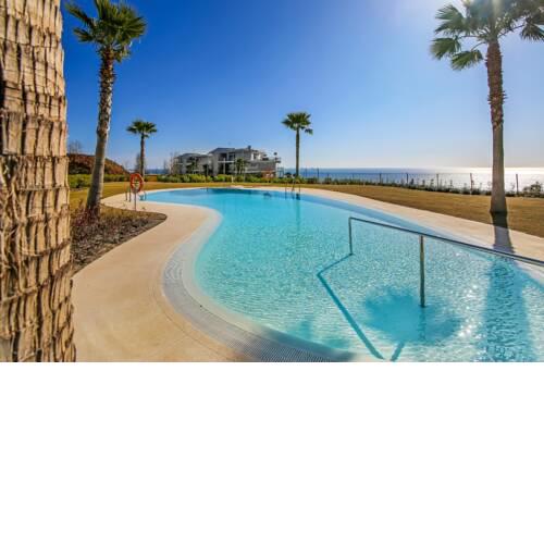 Luxury penthouse with Jacuzzi and Seaviews