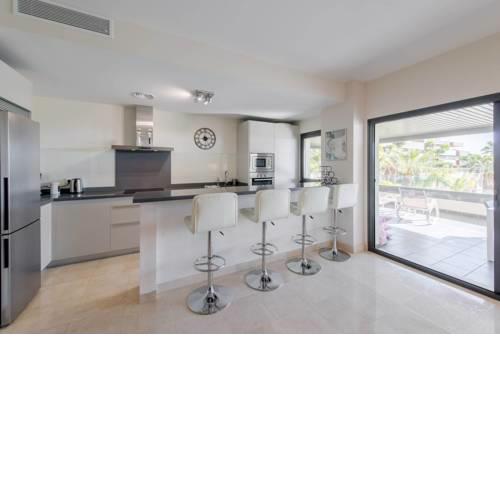 LUXURY RESORT MARBELLA TERRACE VIEW POOL GOLF WIFI