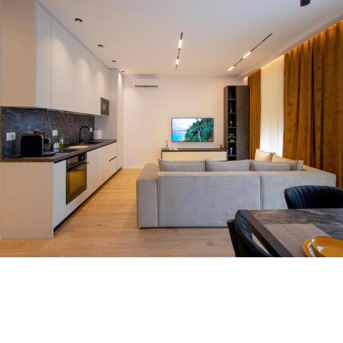 LUXURY Rooftop 23
