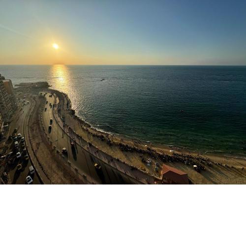 Luxury Sea-view Apartment Alexandria