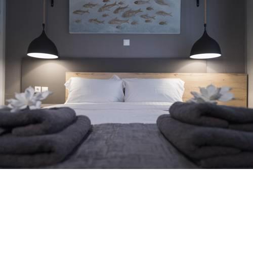 Luxury Sea View Apartment at Varkiza Beach