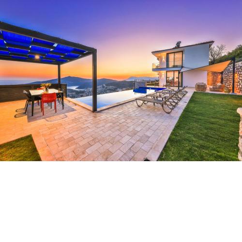 Luxury Sea View Villa w Pool Near Beach in Kalkan