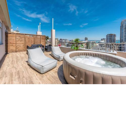Luxury Seaview Apartment with Big Terrace and Jacuzzi
