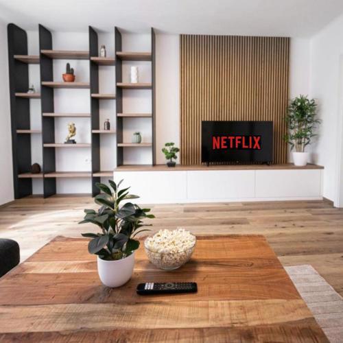 Luxury Sedda Bed, Nespresso, Netflix
