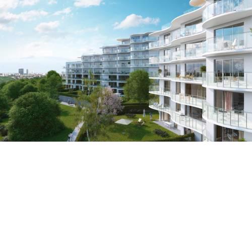 Luxury SkyView Apartment