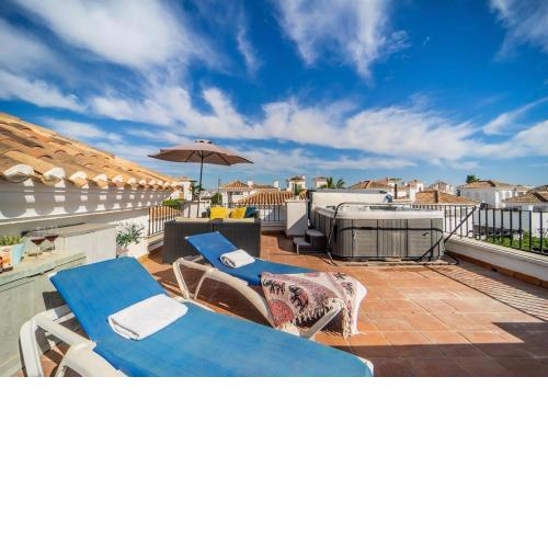 Luxury Spa and golf villa Denton