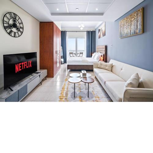 Luxury Studio In Lakeview Tower, Jlt, Near Metro