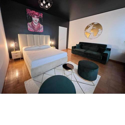 Luxury Suite with Terrace near Arco della Pace