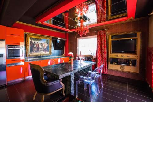 Luxury Suites