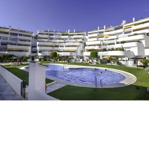 Luxury Two Bed Apartment in El Dorado, Puerto Banus