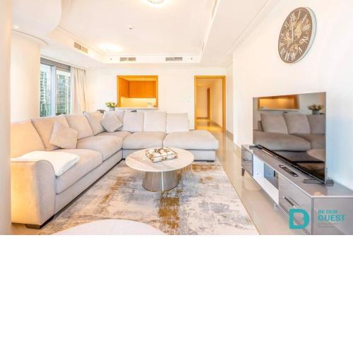 Luxury Two Bedroom in Downtown - Opera Grand EMAAR