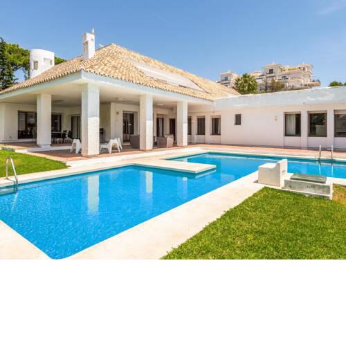 Luxury villa 16 puerto banus