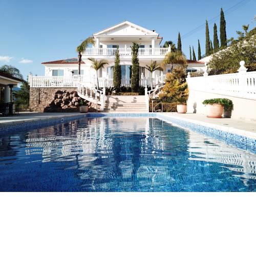 Luxury Villa Cy