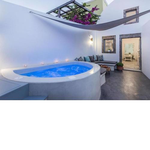 Luxury Villa First Santorini