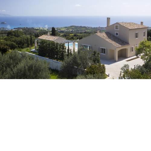 LUXURY VILLA PHILOXENIA