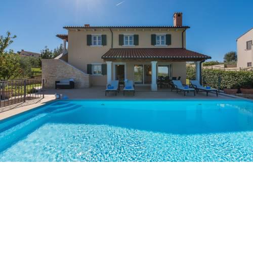 Luxury Villa Sana with Pool and Relaxing Panoramic View