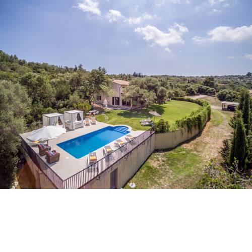 Luxury Villa Siquier with Mountain Views