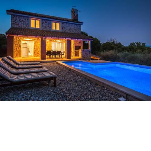 Luxury villa with a swimming pool Risika (Krk) - 17410