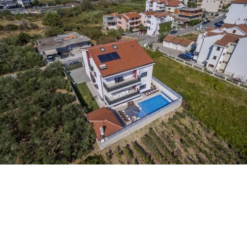 Luxury villa with a swimming pool Stobrec (Split) - 14700