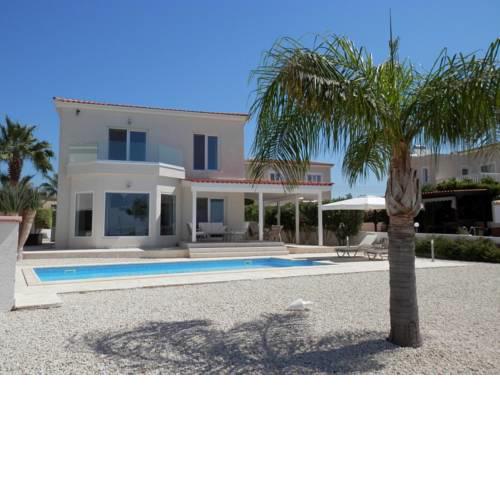 Luxury Villa with panoramic Sea views