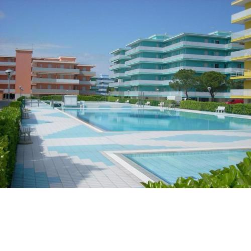 Luxury village with Pools, Tennis courts and volleyball