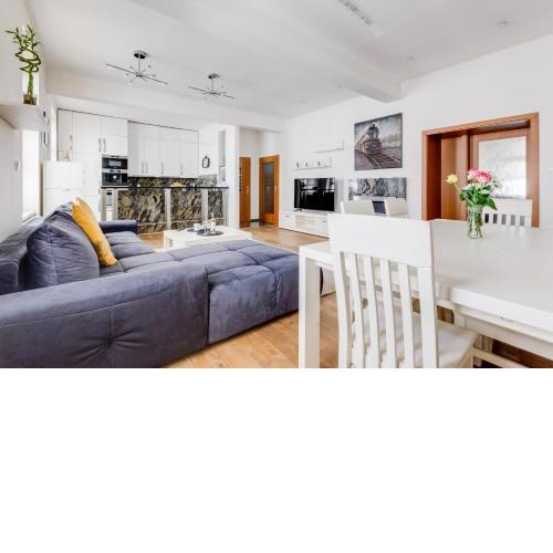 Luxury&Quiet charming 2-bedrooms Apt near river