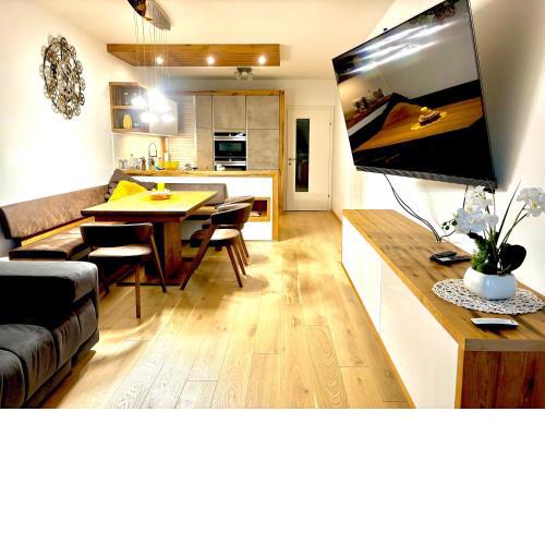 Luxus Ferienwohnung mit eigenem Garten