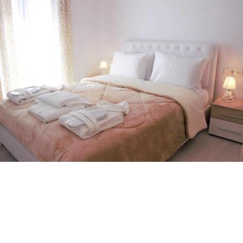LV apartment-in the heart of Parga