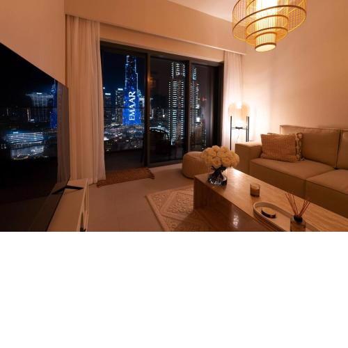 Lxry 2 bed apartment in Burj Royale Downtown Dubai with full Burj Khalifa view