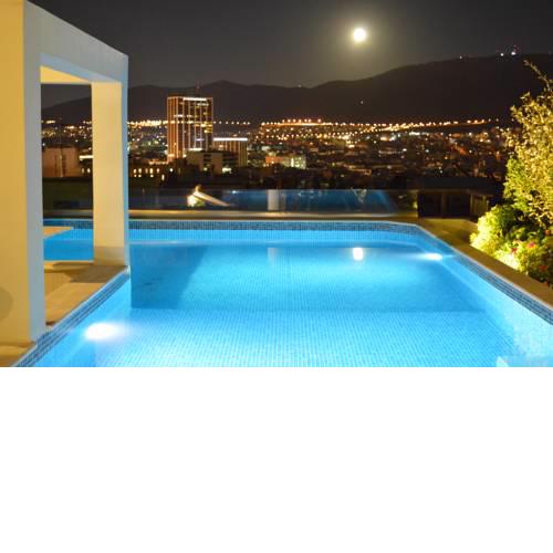 Lycabettus Hill Penthouse, Private Roof Garden & Pool