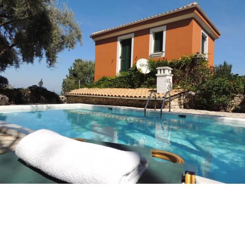 Lygia Villa Sleeps 4 Pool Air Con WiFi