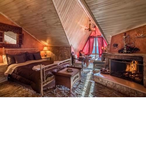 Lykovrisi Guest House I
