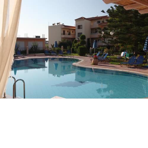 Lyristis Studios & Apartments