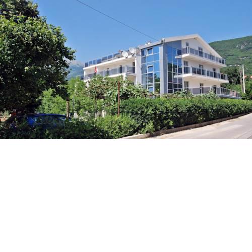 M-Club Hotel