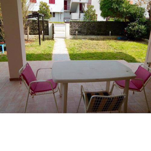 M156 - Marcelli, trilocale con giardino a 80mt dal mare