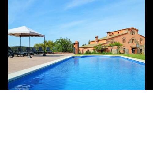Macanet de la Selva Villa Sleeps 20 with Pool