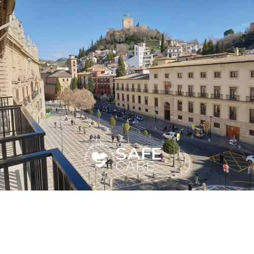 Maciá Plaza
