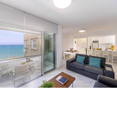 Mackenzie Leo Seafront Suite
