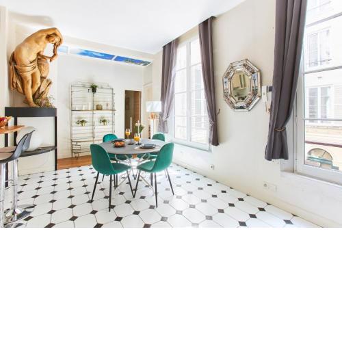 Madeleine - Opera Paris City Apartment