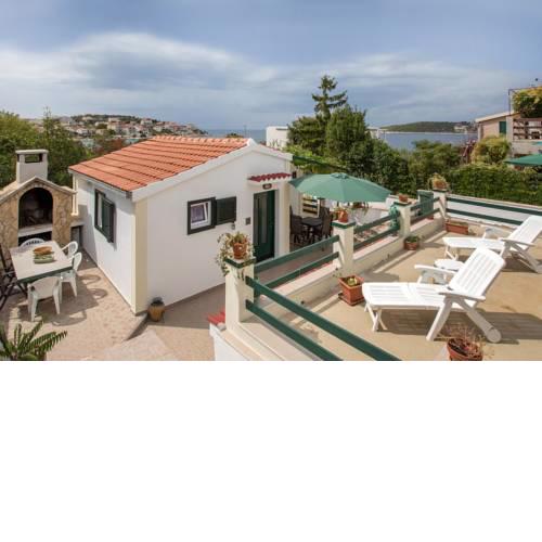 Maestral Estate